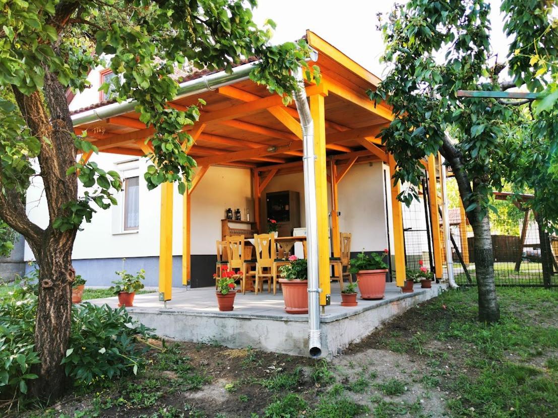 Ferienwohnung Tornacos Vendeghaz Erlau Exterior foto